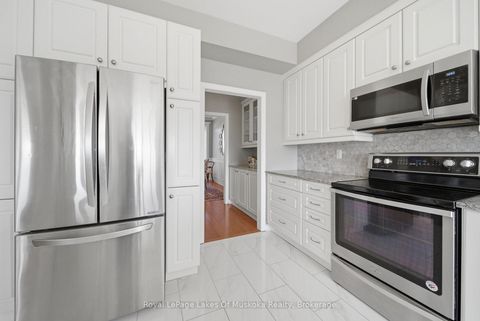 Photo 14 at 76 Succession Crescent, Shore, Barrie