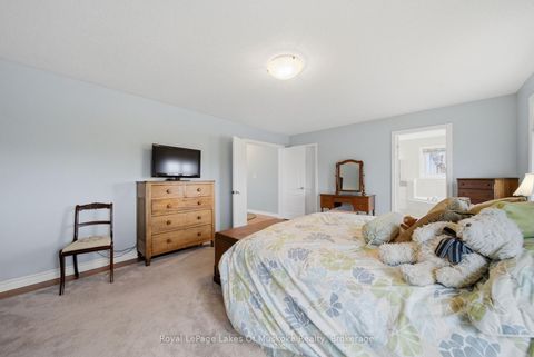 Photo 29 at 76 Succession Crescent, Shore, Barrie