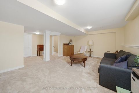 Photo 43 at 76 Succession Crescent, Shore, Barrie