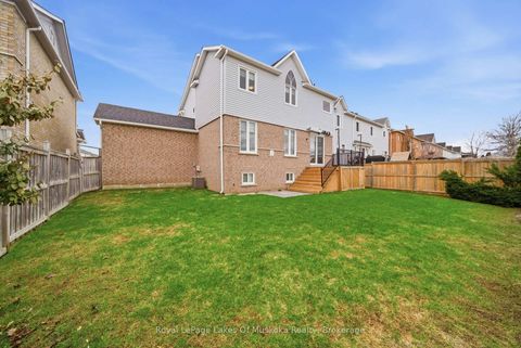 Photo 49 at 76 Succession Crescent, Shore, Barrie