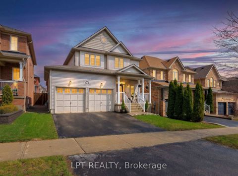 Photo 1 at 16 Bardawill Avenue, Keswick South, Georgina