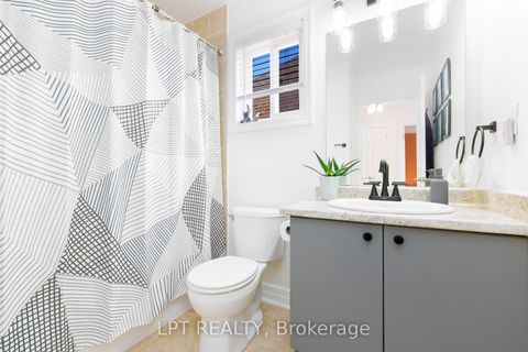 Photo 25 at 16 Bardawill Avenue, Keswick South, Georgina