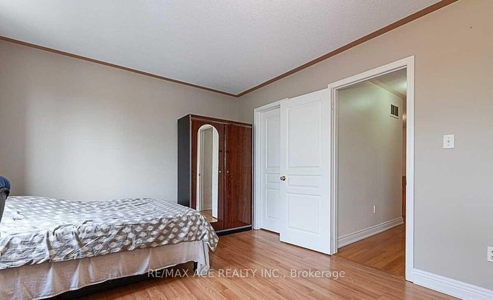 Photo 19 at 36 Mauve Drive, Bram East, Brampton