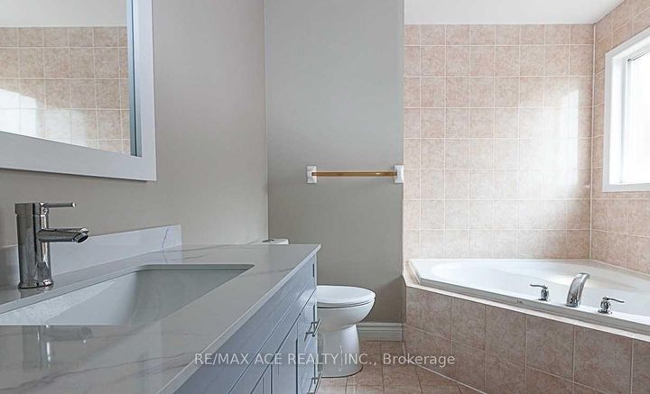 Photo 20 at 36 Mauve Drive, Bram East, Brampton
