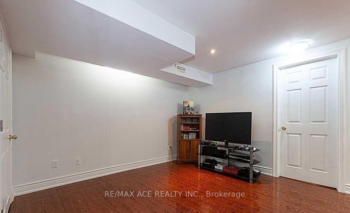 Photo 27 at 36 Mauve Drive, Bram East, Brampton