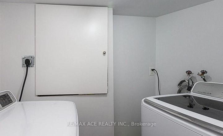 Photo 34 at 36 Mauve Drive, Bram East, Brampton