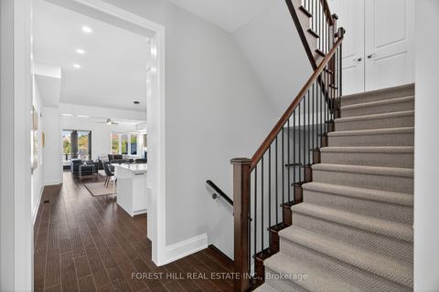 Photo 3 at 107 Hesperus Road, Patterson, Vaughan