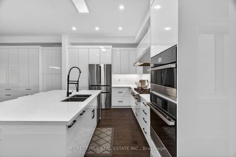 Photo 5 at 107 Hesperus Road, Patterson, Vaughan