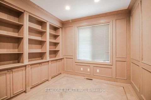 Photo 15 at 50 Yorkminster Road, Windfields, Toronto