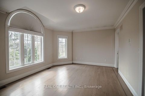 Photo 31 at 50 Yorkminster Road, Windfields, Toronto