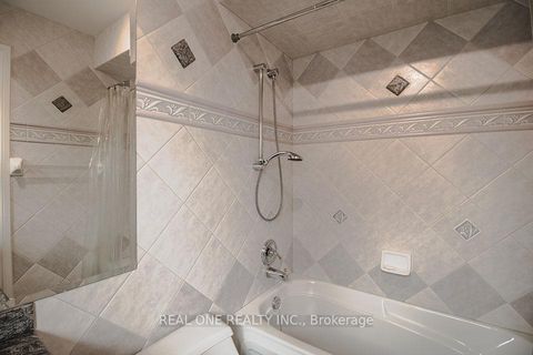 Photo 33 at 50 Yorkminster Road, Windfields, Toronto