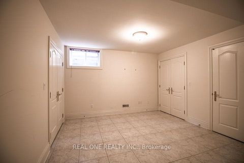 Photo 35 at 50 Yorkminster Road, Windfields, Toronto