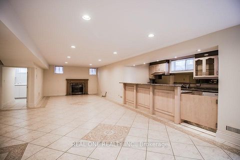 Photo 36 at 50 Yorkminster Road, Windfields, Toronto