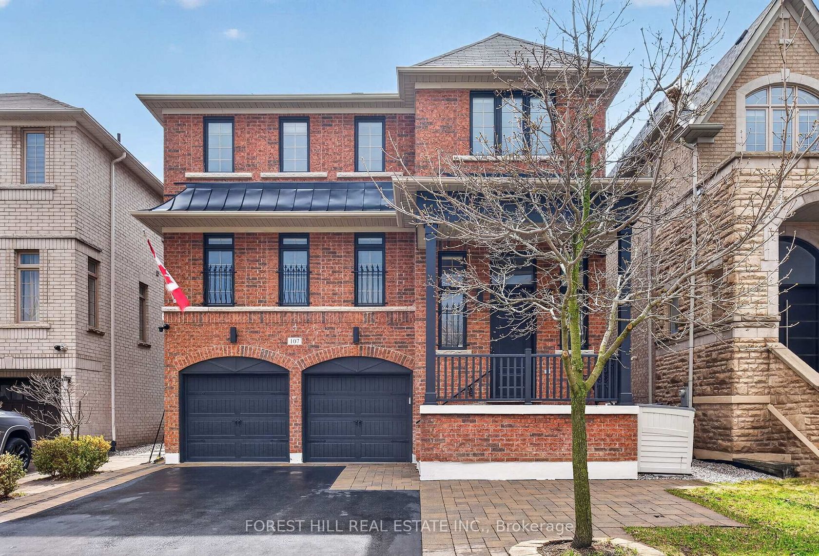 107 Rumsey Road, Patterson, Vaughan photo number 2