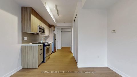 Photo 3 at 59 - 140 Broadview Avenue, South Riverdale, Toronto