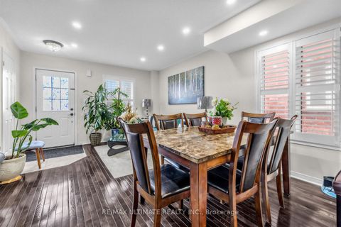 Photo 21 at 255 Torbarrie Road E, CFB, Toronto