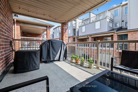 Photo 30 at 255 Torbarrie Road E, CFB, Toronto