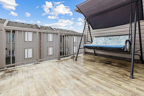 Photo 31 at 255 Torbarrie Road E, CFB, Toronto