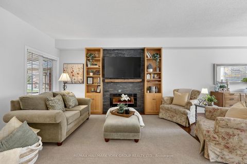 Photo 4 at 540 Greig Circle, College Manor, Newmarket