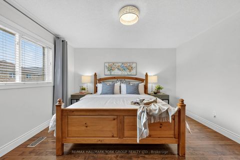 Photo 21 at 540 Greig Circle, College Manor, Newmarket