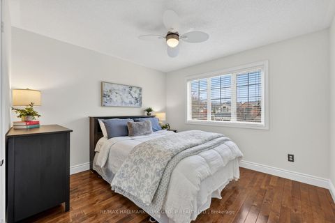 Photo 22 at 540 Greig Circle, College Manor, Newmarket