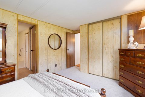 Photo 13 at 11 Geneva Court, Sutton & Jackson's Point, Georgina