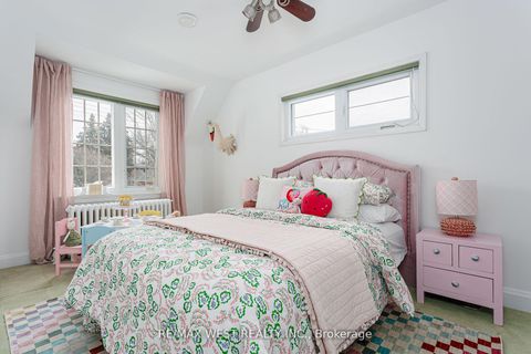 Photo 10 at 3 Glenroy Avenue, Queensway, Toronto