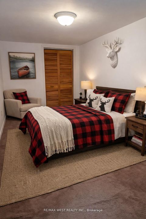 Photo 13 at 3 Glenroy Avenue, Queensway, Toronto