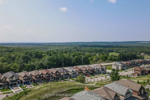 Photo 34 at 3 Cypress Point Street, Ardagh, Barrie