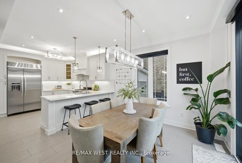 Photo 9 at 139 Hatton Garden Road, Vellore Village, Vaughan