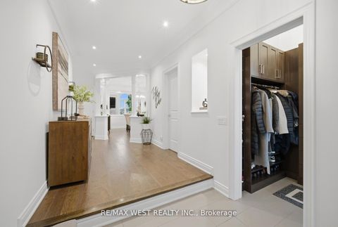 Photo 15 at 139 Hatton Garden Road, Vellore Village, Vaughan