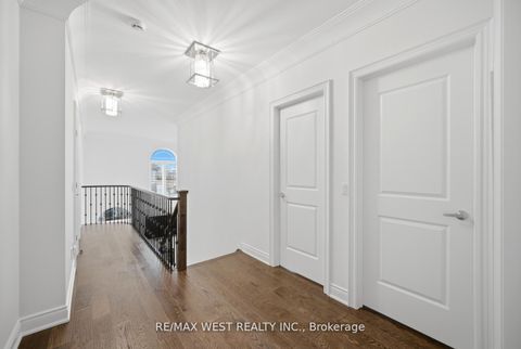 Photo 19 at 139 Hatton Garden Road, Vellore Village, Vaughan