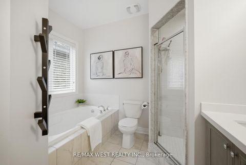 Photo 23 at 139 Hatton Garden Road, Vellore Village, Vaughan