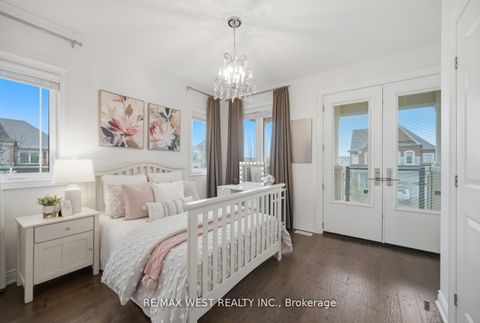 Photo 25 at 139 Hatton Garden Road, Vellore Village, Vaughan