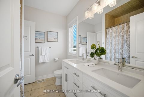 Photo 26 at 139 Hatton Garden Road, Vellore Village, Vaughan