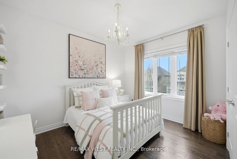 Photo 29 at 139 Hatton Garden Road, Vellore Village, Vaughan