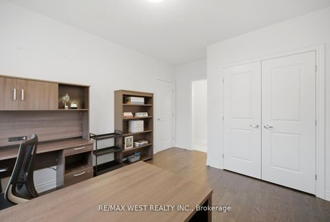 Photo 31 at 139 Hatton Garden Road, Vellore Village, Vaughan