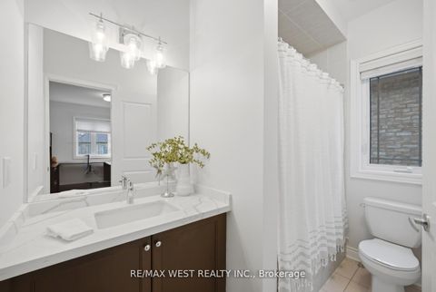 Photo 32 at 139 Hatton Garden Road, Vellore Village, Vaughan