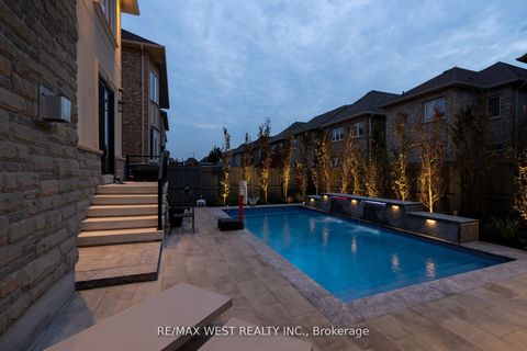 Photo 42 at 139 Hatton Garden Road, Vellore Village, Vaughan