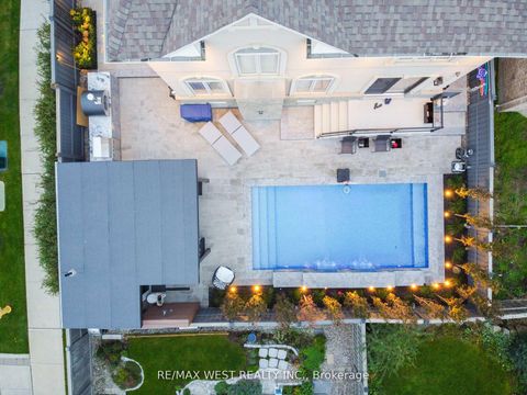 Photo 44 at 139 Hatton Garden Road, Vellore Village, Vaughan