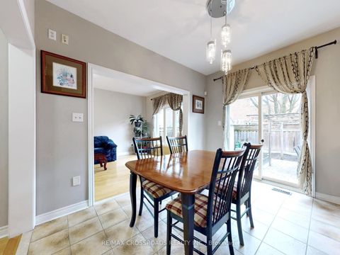 Photo 5 at 39 Pantano Drive, Patterson, Vaughan