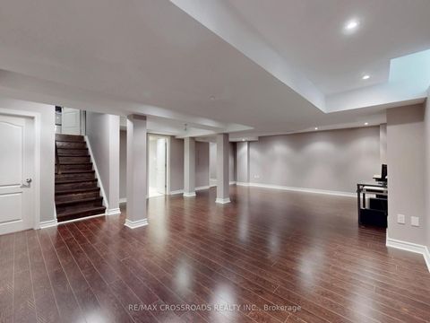 Photo 16 at 39 Pantano Drive, Patterson, Vaughan