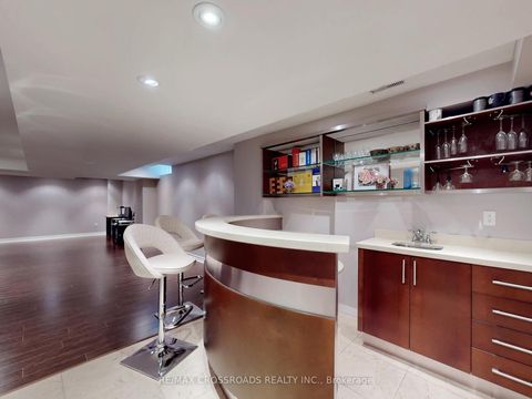 Photo 17 at 39 Pantano Drive, Patterson, Vaughan