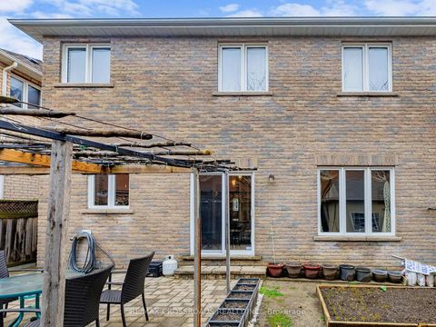 Photo 21 at 39 Pantano Drive, Patterson, Vaughan