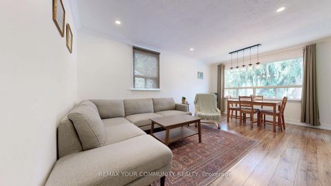Photo 1 at 44 Reaman Street, Mill Pond, Richmond Hill