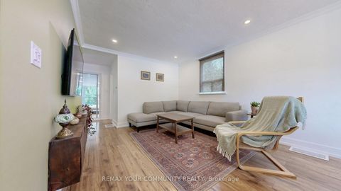Photo 2 at 44 Reaman Street, Mill Pond, Richmond Hill