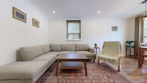 Photo 3 at 44 Reaman Street, Mill Pond, Richmond Hill