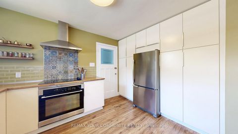 Photo 6 at 44 Reaman Street, Mill Pond, Richmond Hill