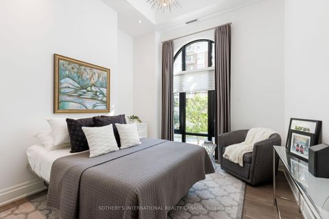 Photo 22 at TH 2 - 4 The Kingsway, Kingsway South, Toronto