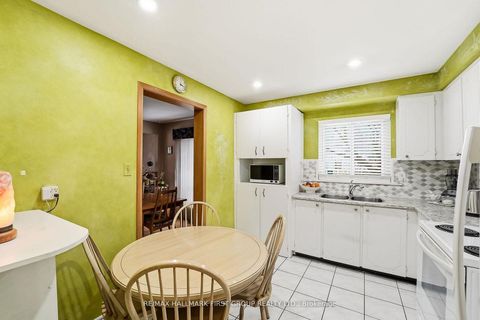 Photo 7 at 69 White Heather Boulevard, Agincourt North, Toronto